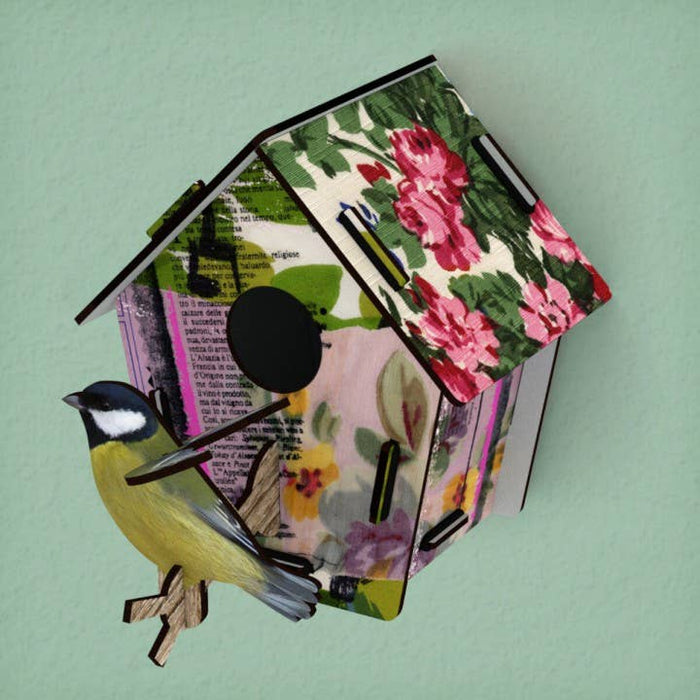 Miho - Decorative Birdhouse (small) - First Love