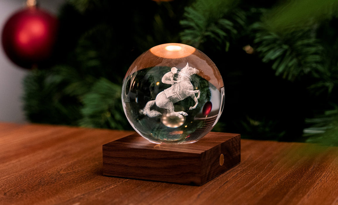 Gingko Amber Crystal Light - Horse Racing