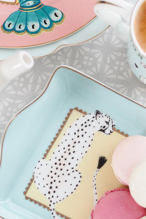 Yvonne Ellen Cheetah Cake Tray (34cm) | {{ collection.title }}