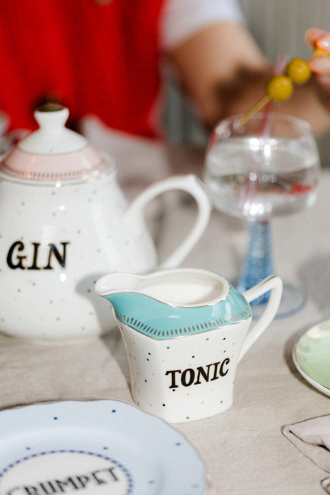 Yvonne Ellen Gin Teapot (1L) | {{ collection.title }}